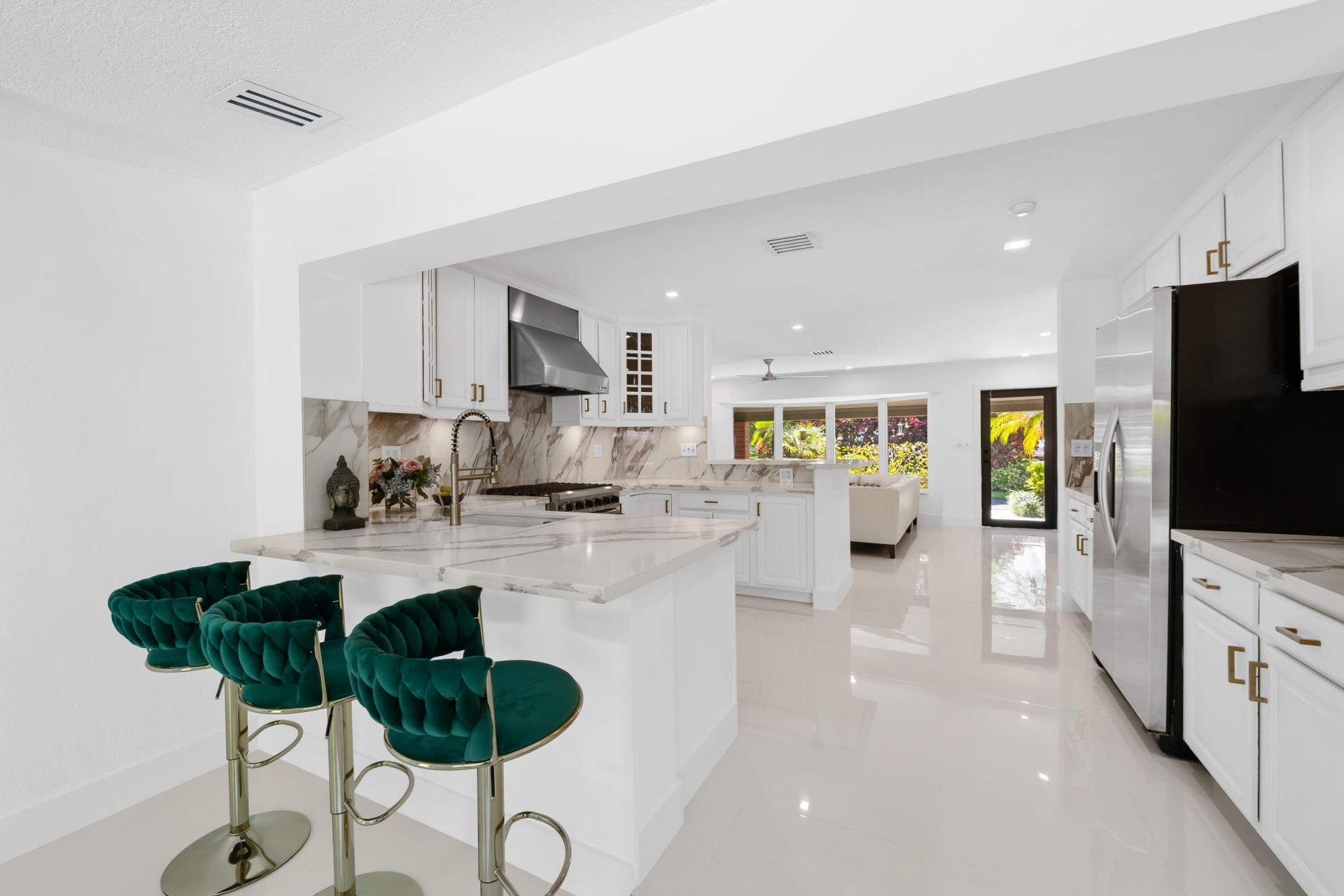 5210 NE 17th Terrace, Fort Lauderdale, FL 33334 Photo