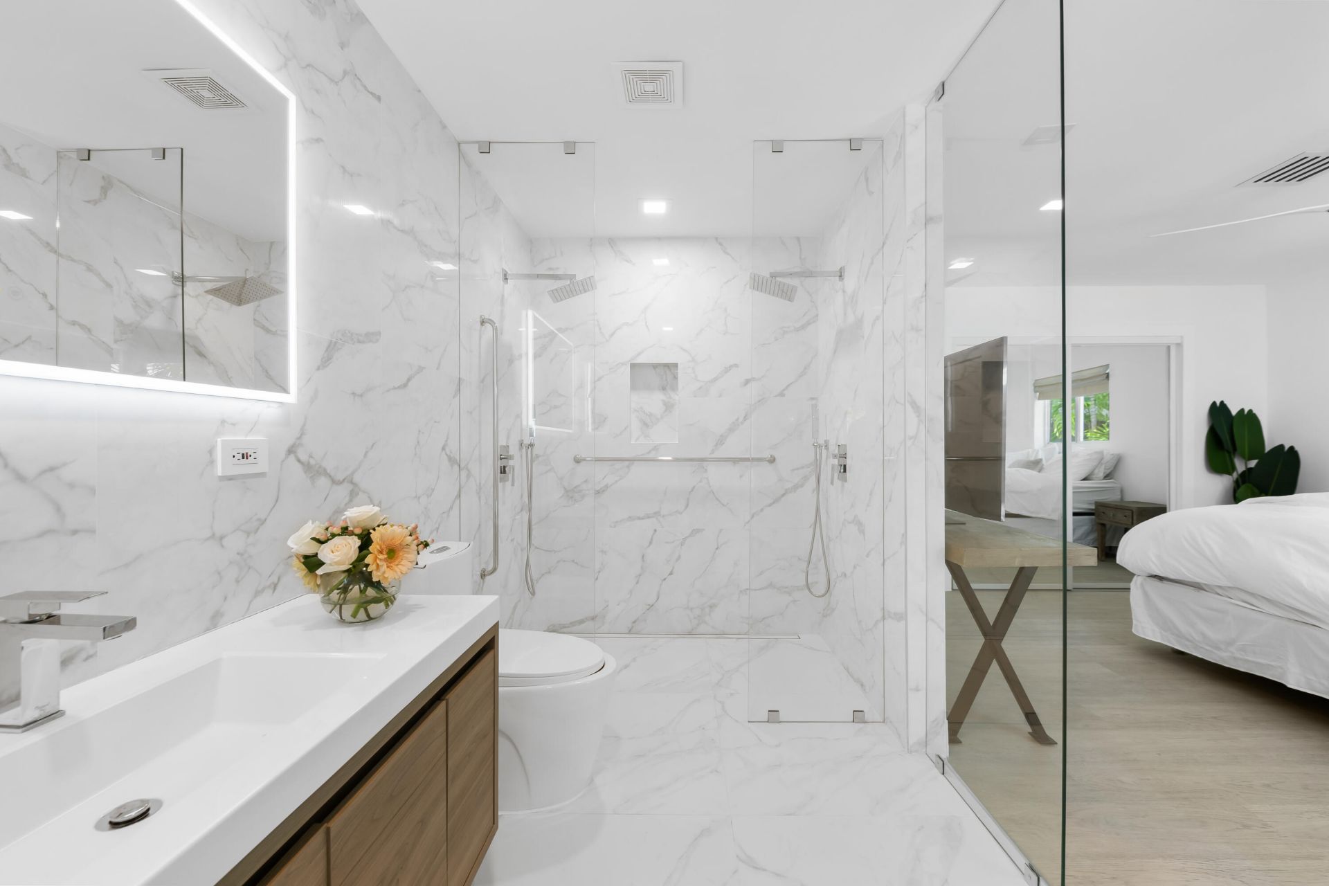 5210 NE 17th Terrace, Fort Lauderdale, FL 33334 Photo