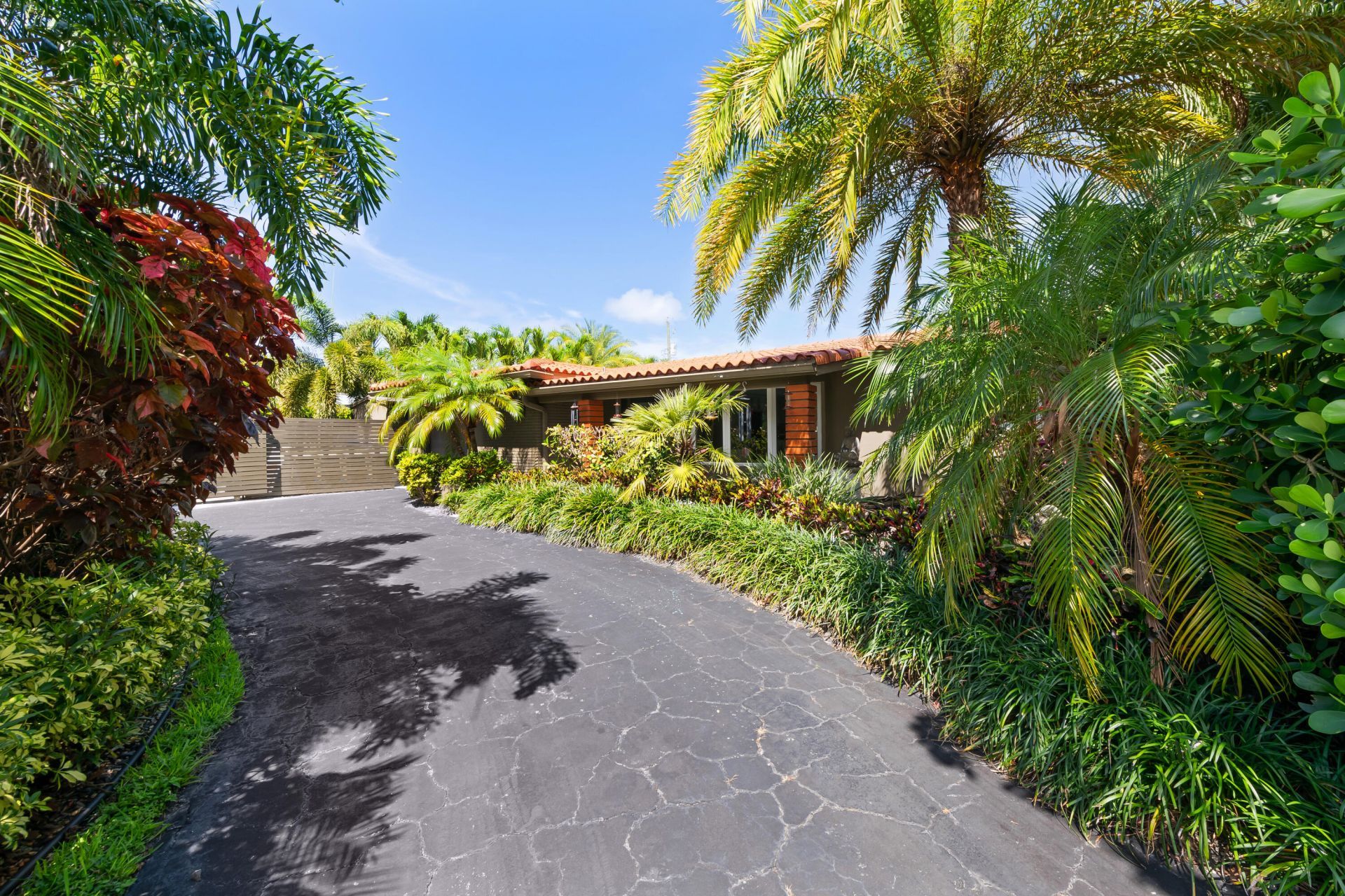 5210 NE 17th Terrace, Fort Lauderdale, FL 33334 Photo
