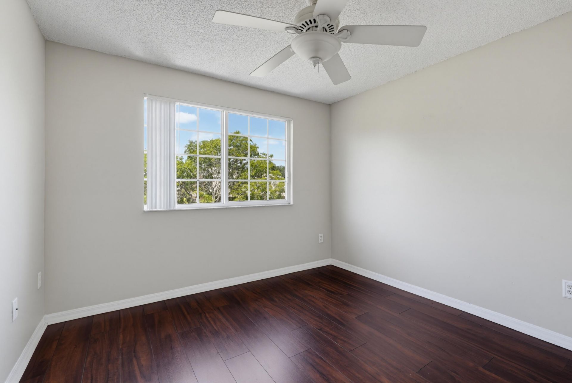 400 N Crestwood Ct Court N, Unit 417, Royal Palm Beach, FL 33411 Photo