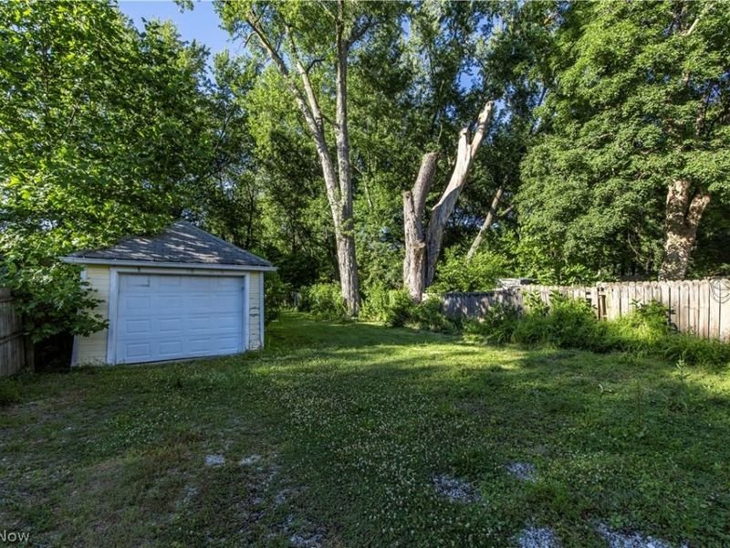 143 E Central Avenue , Ravenna, OH 44266 Photo 25