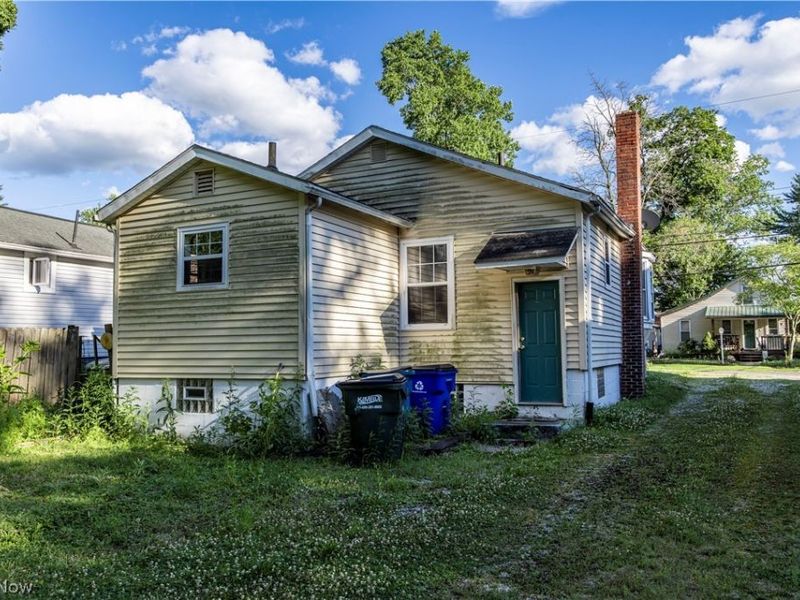 143 E Central Avenue , Ravenna, OH 44266 Photo 26