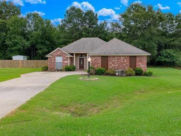 133 Lone Oak Street, Benton, LA 71006
