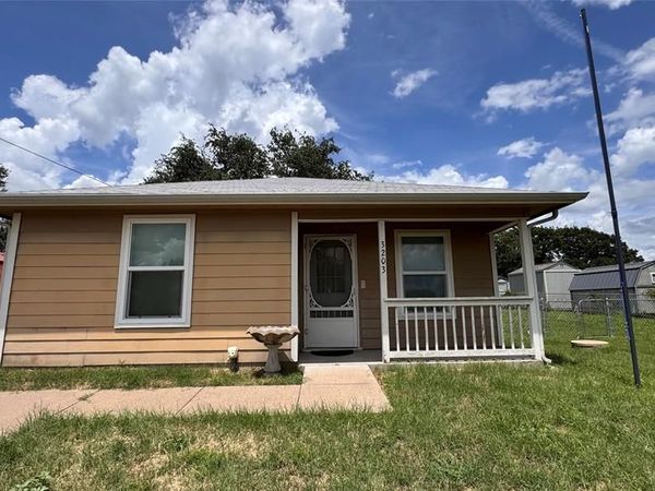 3203 Echo Trail, Granbury, TX 76049