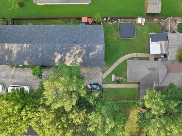 230 W Jerden Lane, Dallas, TX 75208