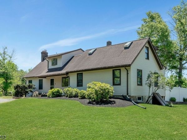 104 Steinmetz Rd, Hillsborough, NJ 08844