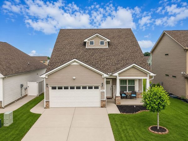 1911 Albarado Trl , Murfreesboro, TN 37128