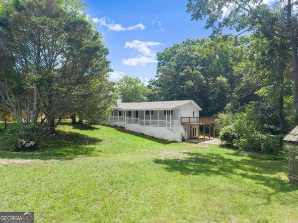 5198 Holly Springs Road, Pendergrass, GA 30567