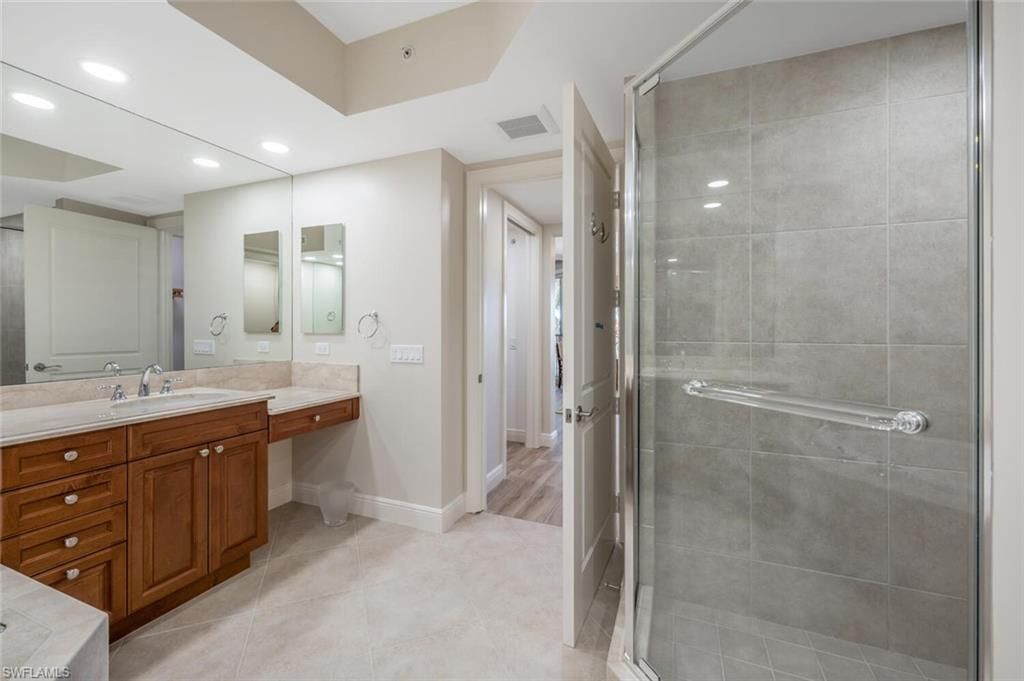 23850 Via Italia Cir, Unit 204, Estero, FL 34134 Photo