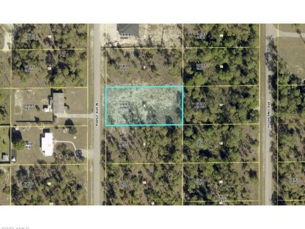 1308 Maple AVE N, LEHIGH ACRES, FL 33972