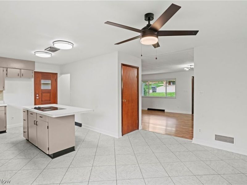 2955 Linda Way , Steubenville, OH 43952 Photo 8