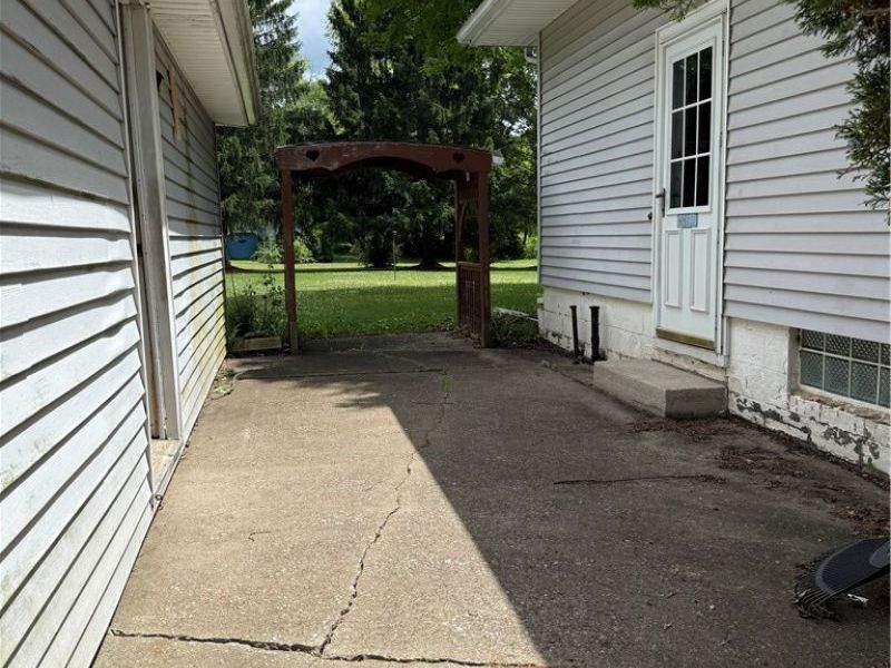 10993 Claridon Troy Road, Chardon, OH 44024 Photo 17