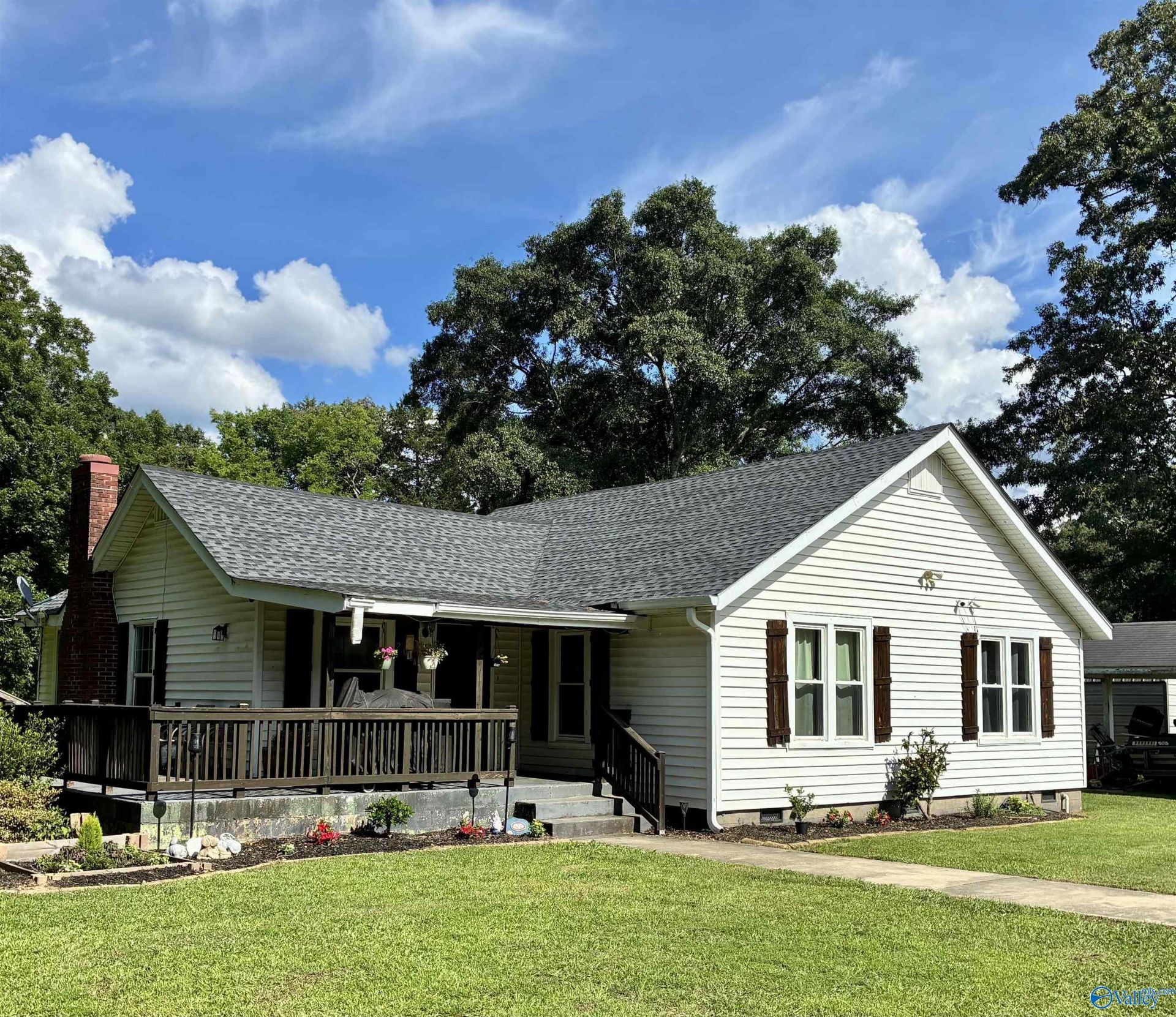 2004 Shady Grove Lane Sw, Decatur, AL 35603 Main Photo