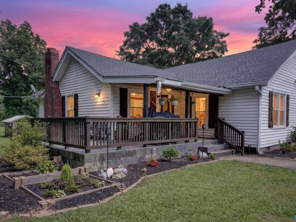 2004 Shady Grove Lane SW, Decatur, AL 35603
