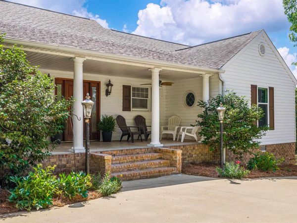 1211 Big Wills Drive, Fort Payne, AL 35967
