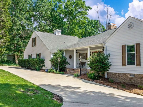 1211 Big Wills Drive, Fort Payne, AL 35967