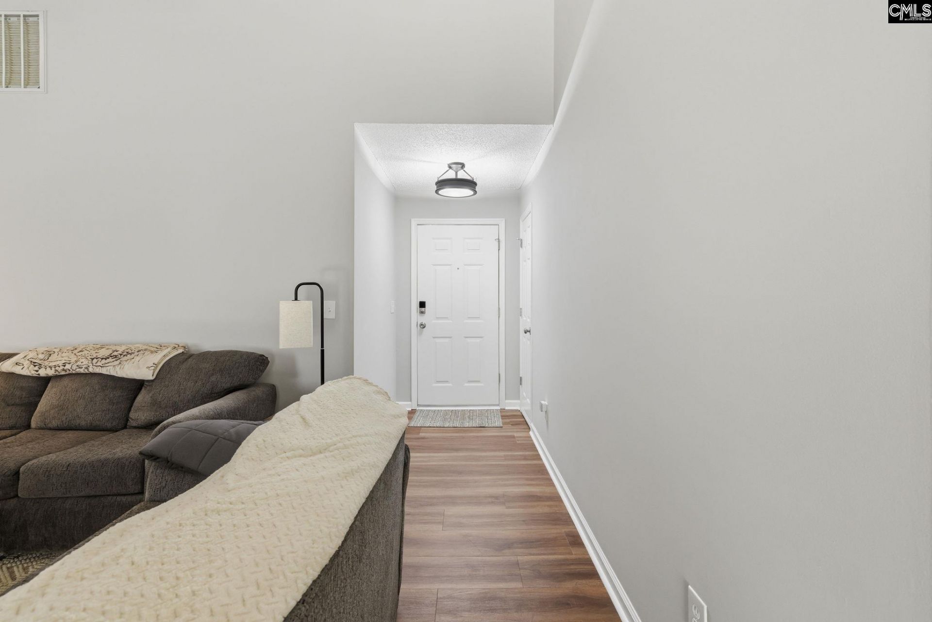 1321 Riverwalk Way  Photo 9
