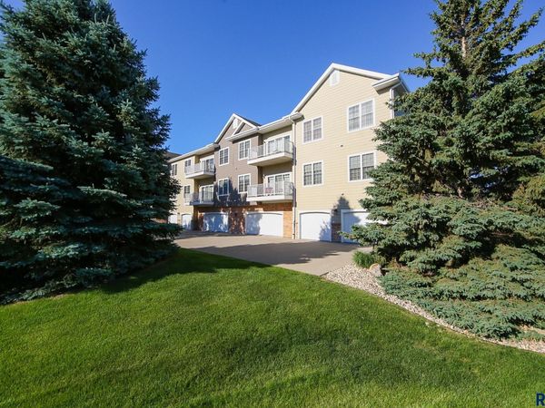 6106 S Avalon Ave, Unit A208, Sioux Falls, SD 57108