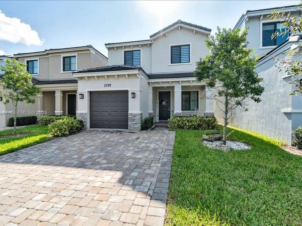 3392 NW 5th St , Pompano Beach, FL 33069