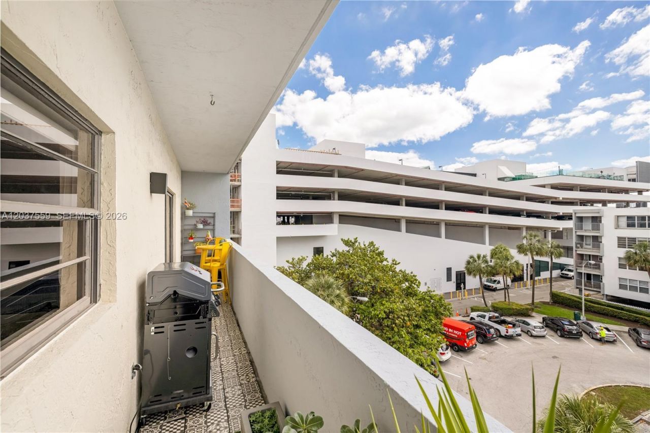1250 Lincoln Rd , Unit 510, Miami Beach, FL 33139 Photo
