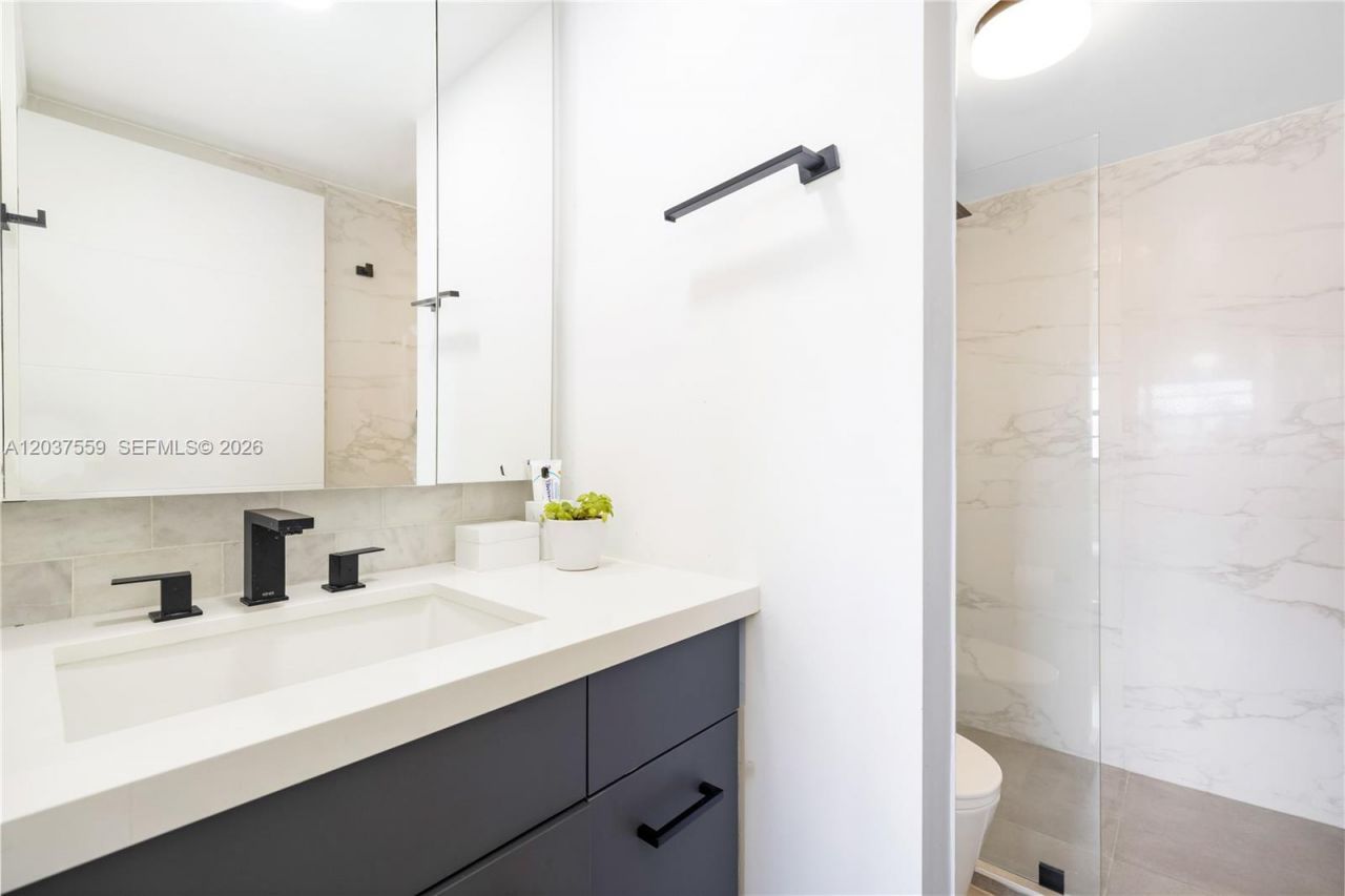 1250 Lincoln Rd , Unit 510, Miami Beach, FL 33139 Photo