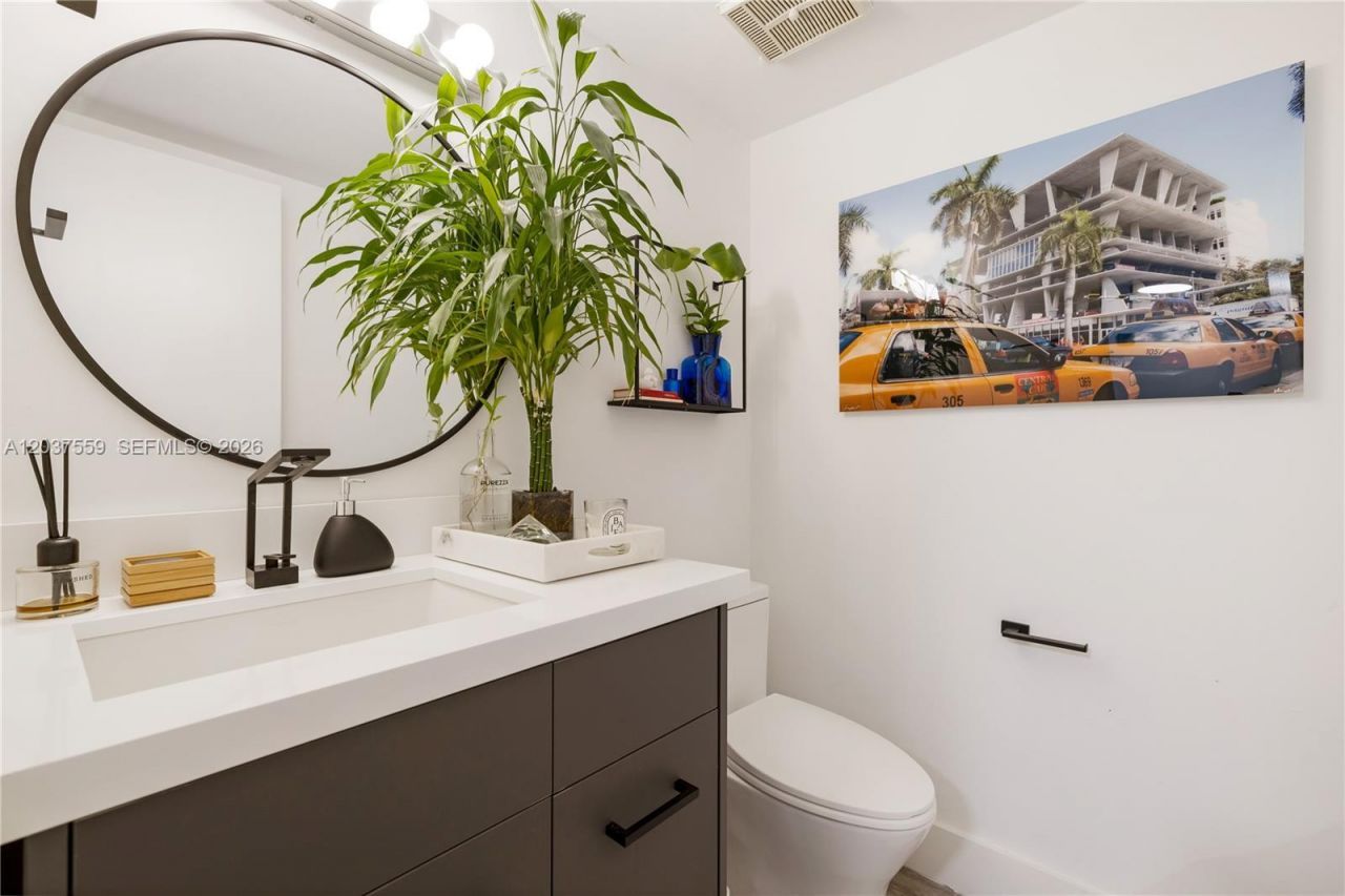 1250 Lincoln Rd , Unit 510, Miami Beach, FL 33139 Photo