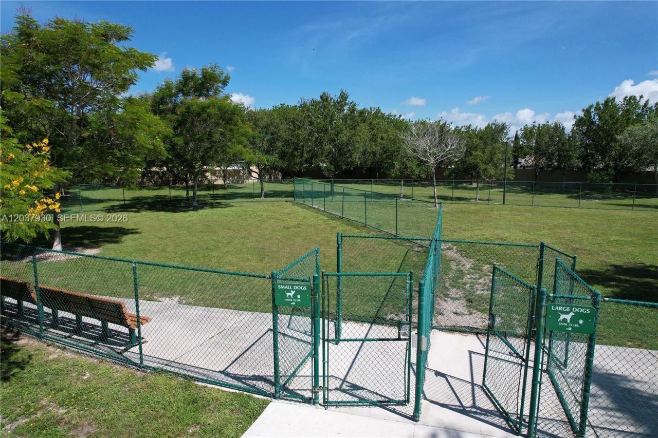 15404 SW 175th St , Miami, FL 33187 Photo