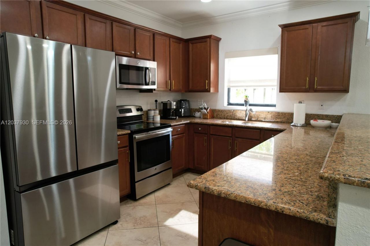 15404 SW 175th St , Miami, FL 33187 Photo