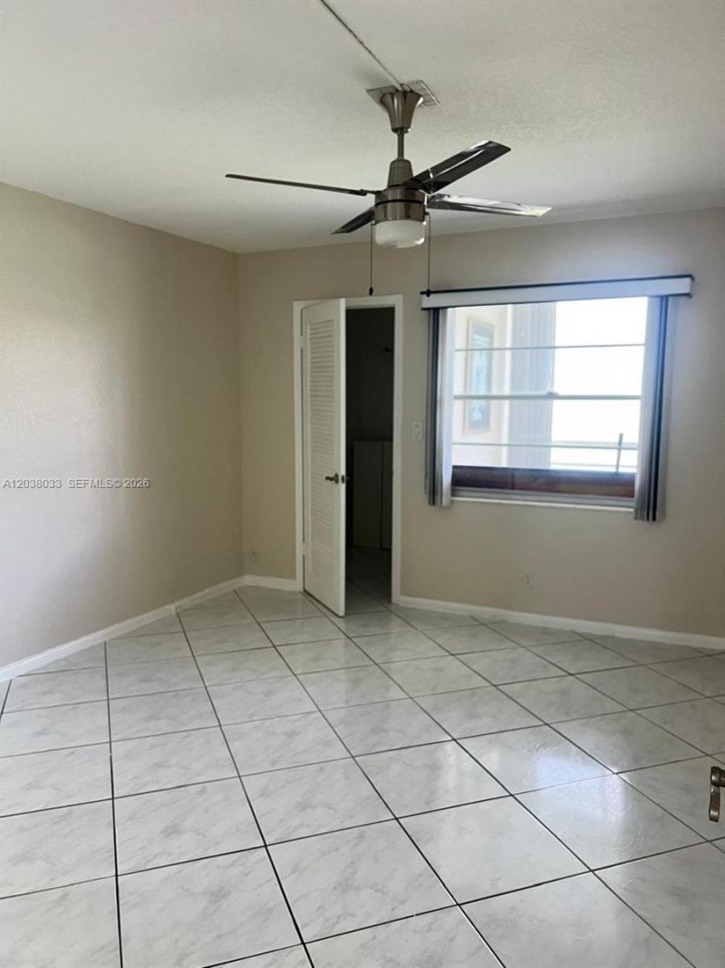 2050 Newcastle C , Unit 2050, Boca Raton, FL 33434 Photo
