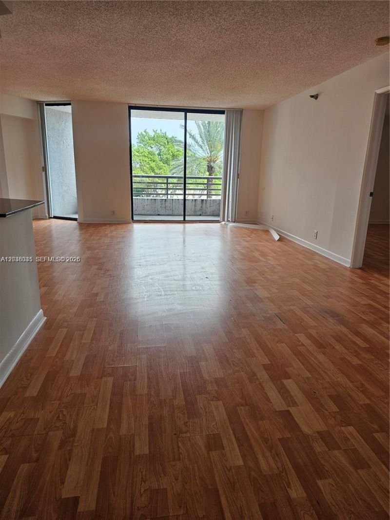 3300 NE 191st St , Unit 410, Aventura, FL 33180 Photo
