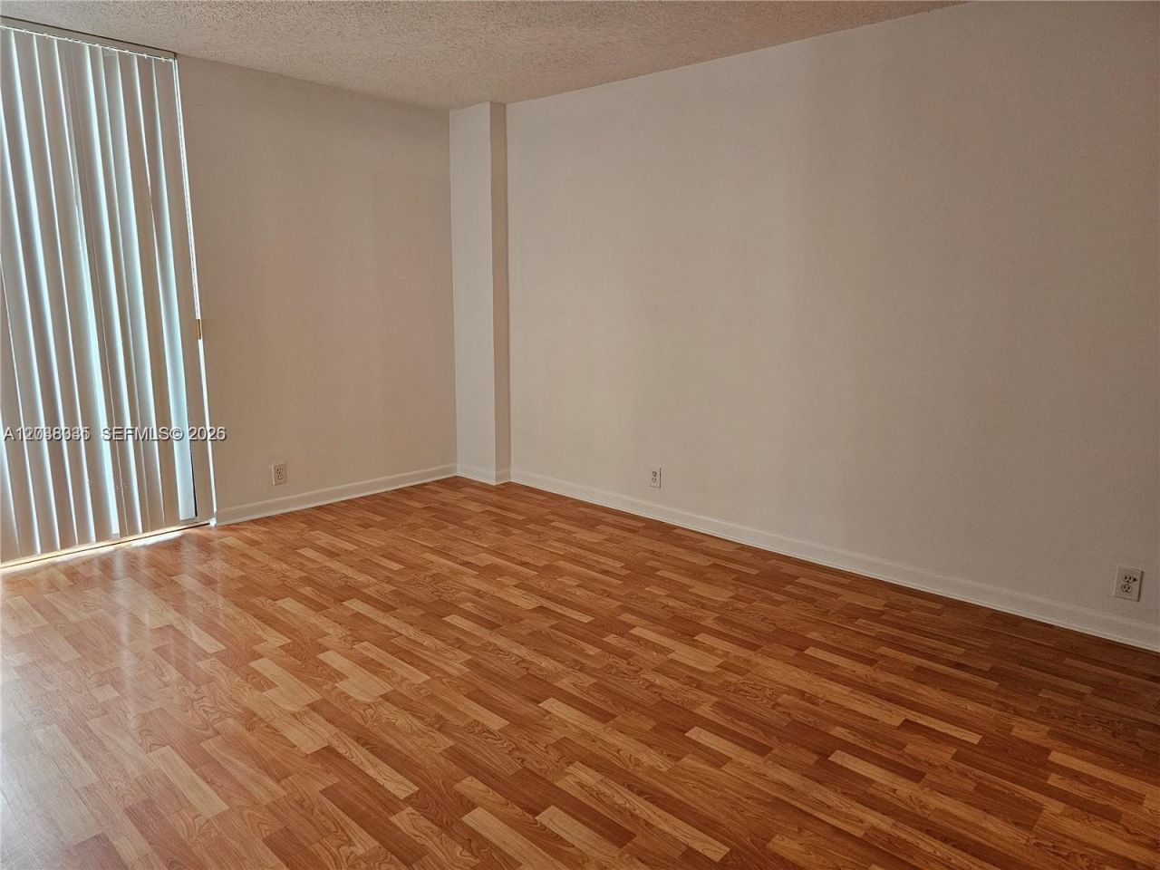3300 NE 191st St , Unit 410, Aventura, FL 33180 Photo