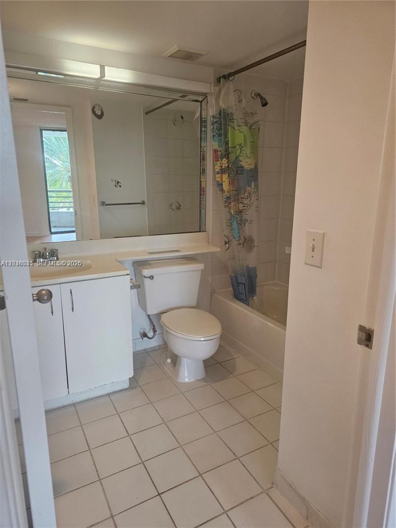 3300 NE 191st St , Unit 410, Aventura, FL 33180 Photo