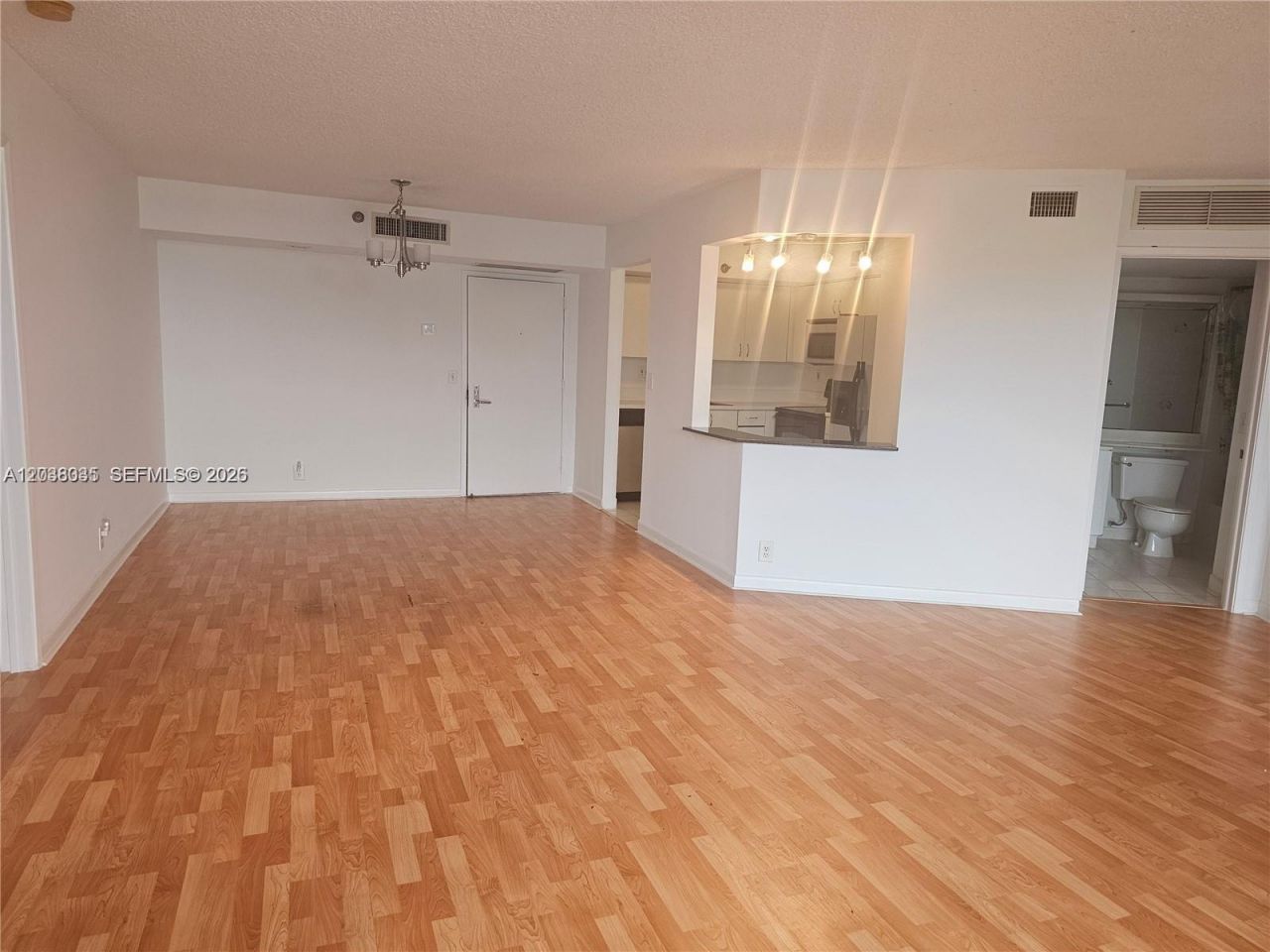 3300 NE 191st St , Unit 410, Aventura, FL 33180 Photo