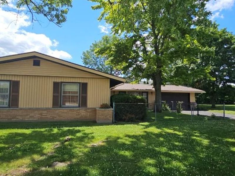 201 Eaton Avenue, Eaton, OH 45320 Photo 2