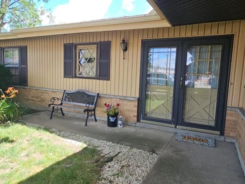 201 Eaton Avenue, Eaton, OH 45320 Photo 4
