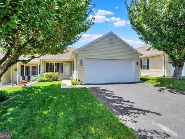 139 FURLONG WAY , RED LION, PA 17356