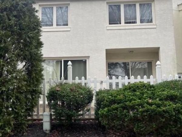 105 MONTROSE AVENUE, BRYN MAWR, PA 19010