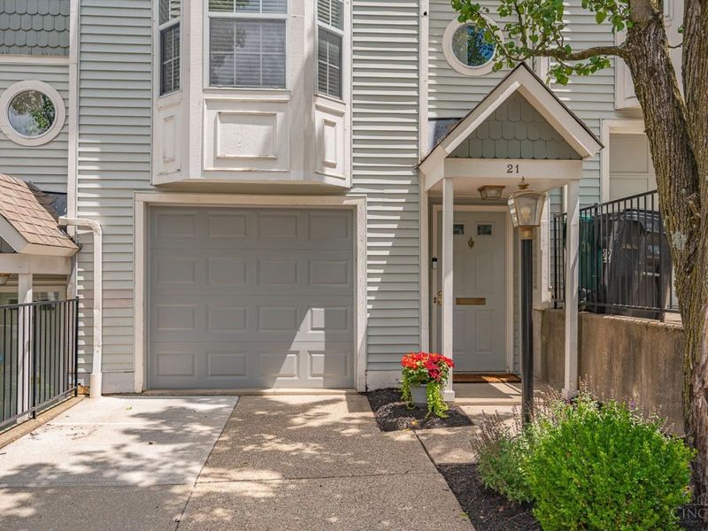 600 Delta Avenue, Unit 21, Cincinnati, OH 45226 Photo 3