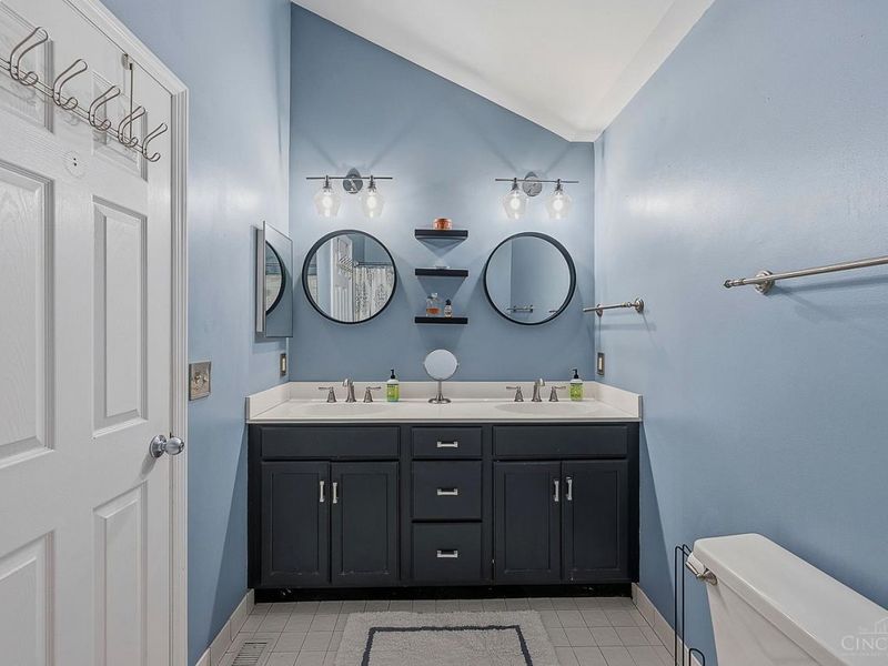 600 Delta Avenue, Unit 21, Cincinnati, OH 45226 Photo 45