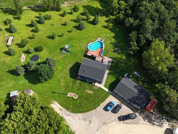 37815 County 8 Boulevard , Goodhue, MN 55027