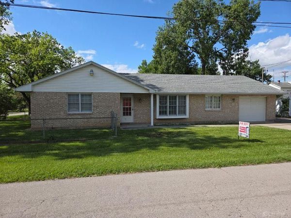 4777 Dawnwood Drive, Clayton, OH 45415