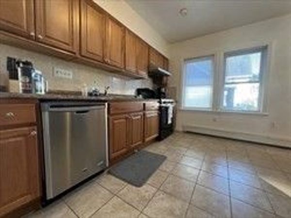 50 Channing St, Unit 1, Quincy, MA 02170