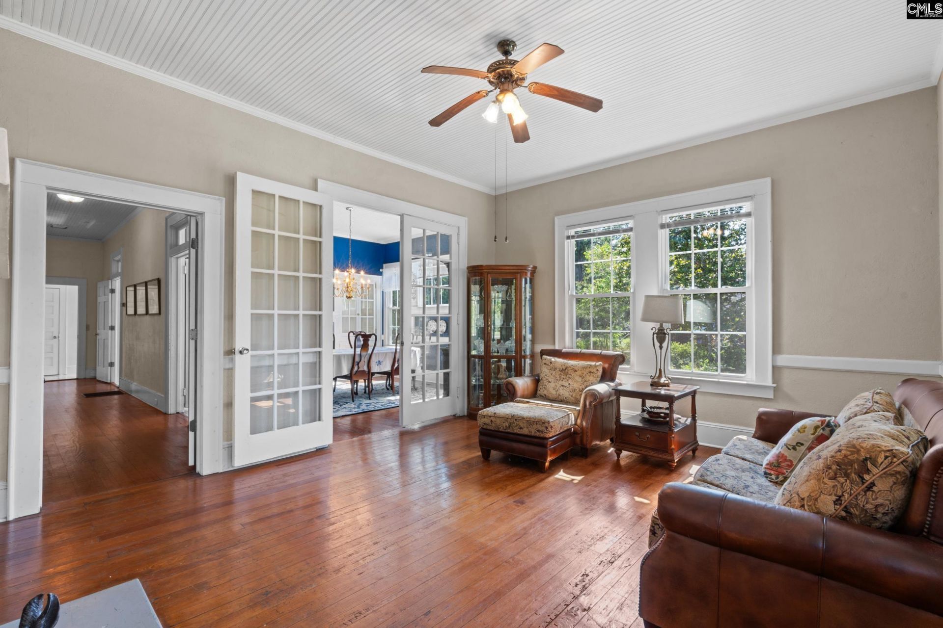 626 E Hampton Street  Photo 6