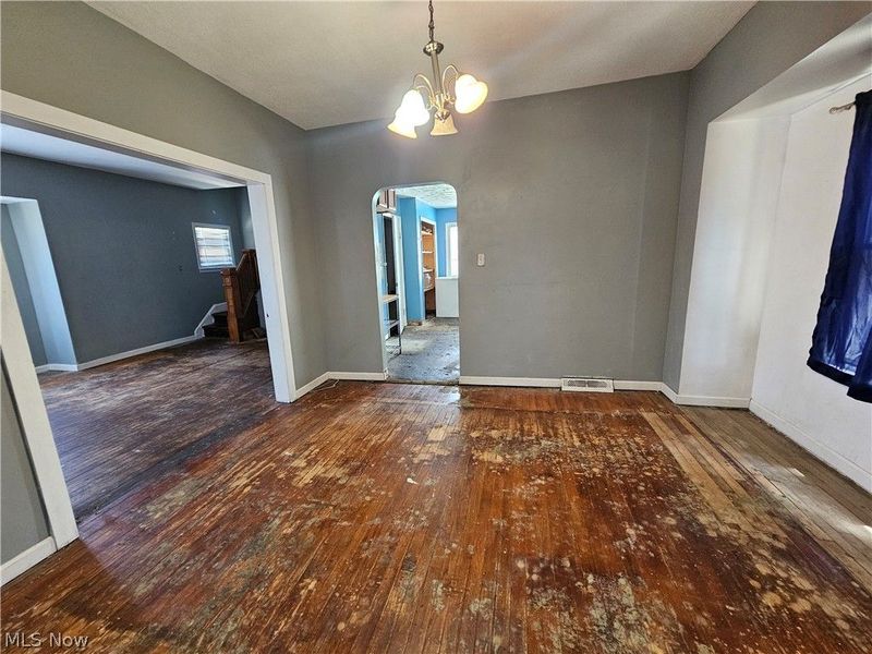 875 E 236th Street, Euclid, OH 44123 Photo 11