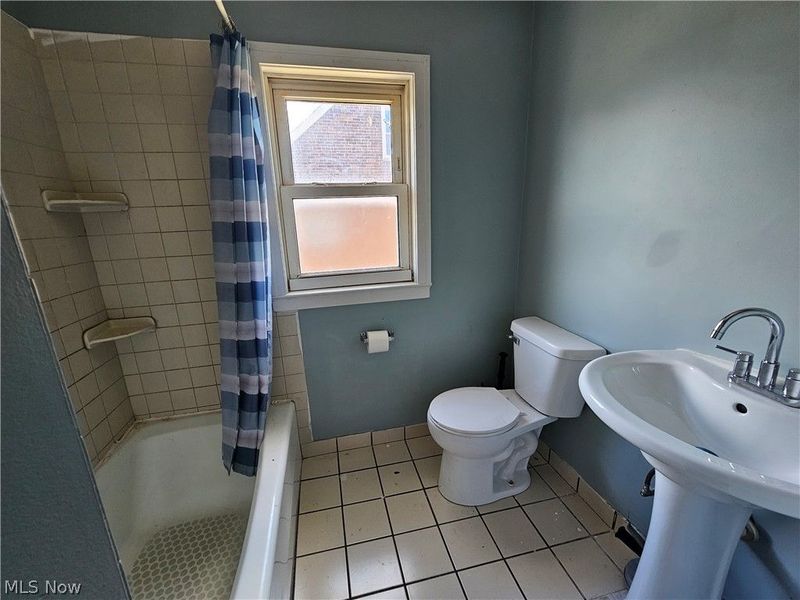 875 E 236th Street, Euclid, OH 44123 Photo 20