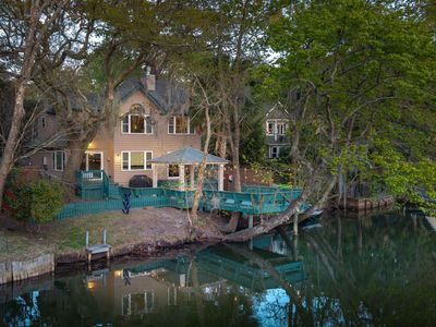 759 Lake Frances Drive, Charleston, SC 29412