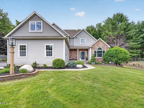 9 Benedict Court, Ballston Spa, NY 12020