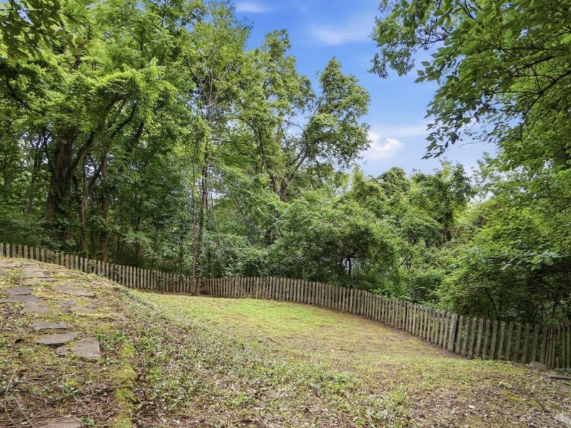 454 Wood Avenue, Cincinnati, OH 45220 Photo 40