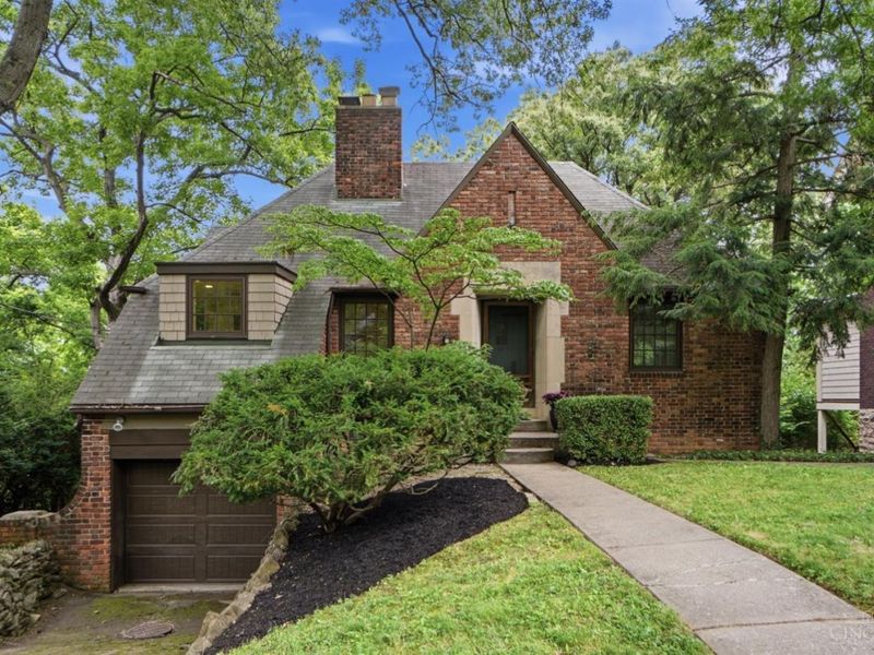 454 Wood Avenue, Cincinnati, OH 45220 Photo 41