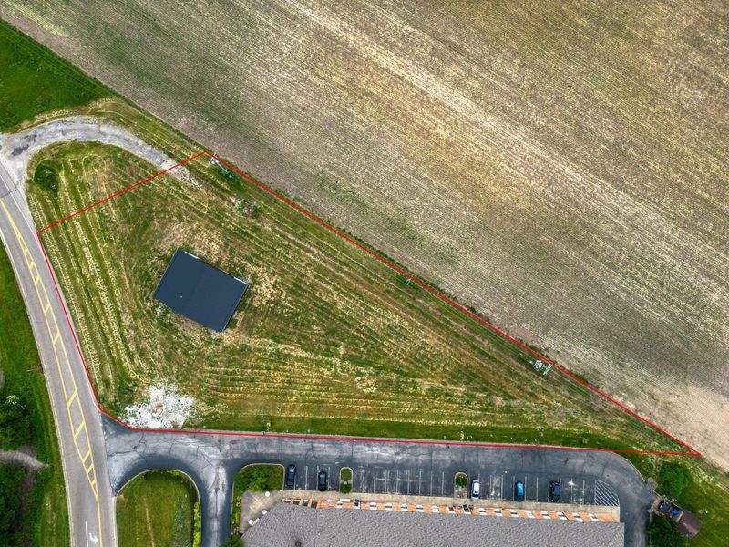 10260 Carr Road NW, Jeffersonville, OH 43128 Photo 24